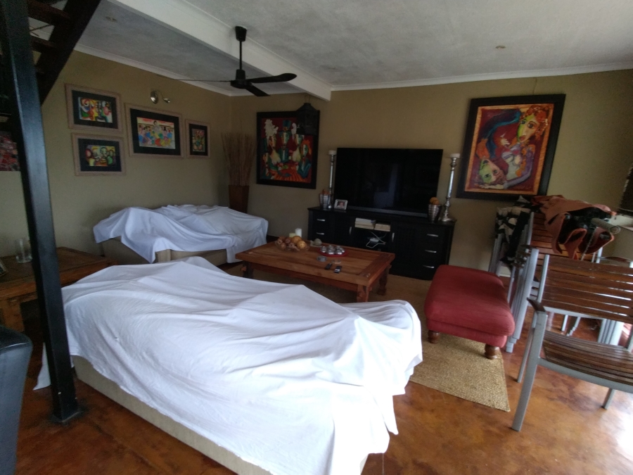 3 Bedroom Property for Sale in Kosmos North West